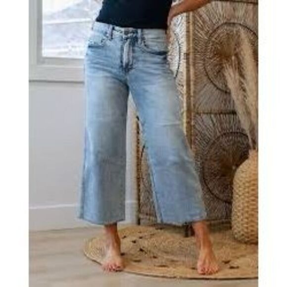 NEW Judy Blue Wide Leg Crop High Waist Jeans Size 11/30 Stretch - Picture 1 of 8